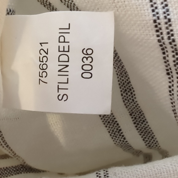 Two matching Arhaus decorative pillows in 100% linen stripe - Picture 4 of 5